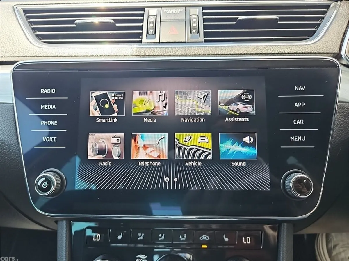 Skoda Superb Saloon, Diesel, 2024, Blue