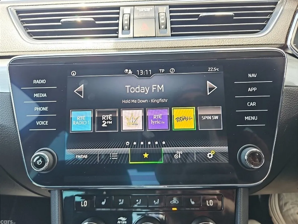 Skoda Superb Saloon, Diesel, 2024, Blue