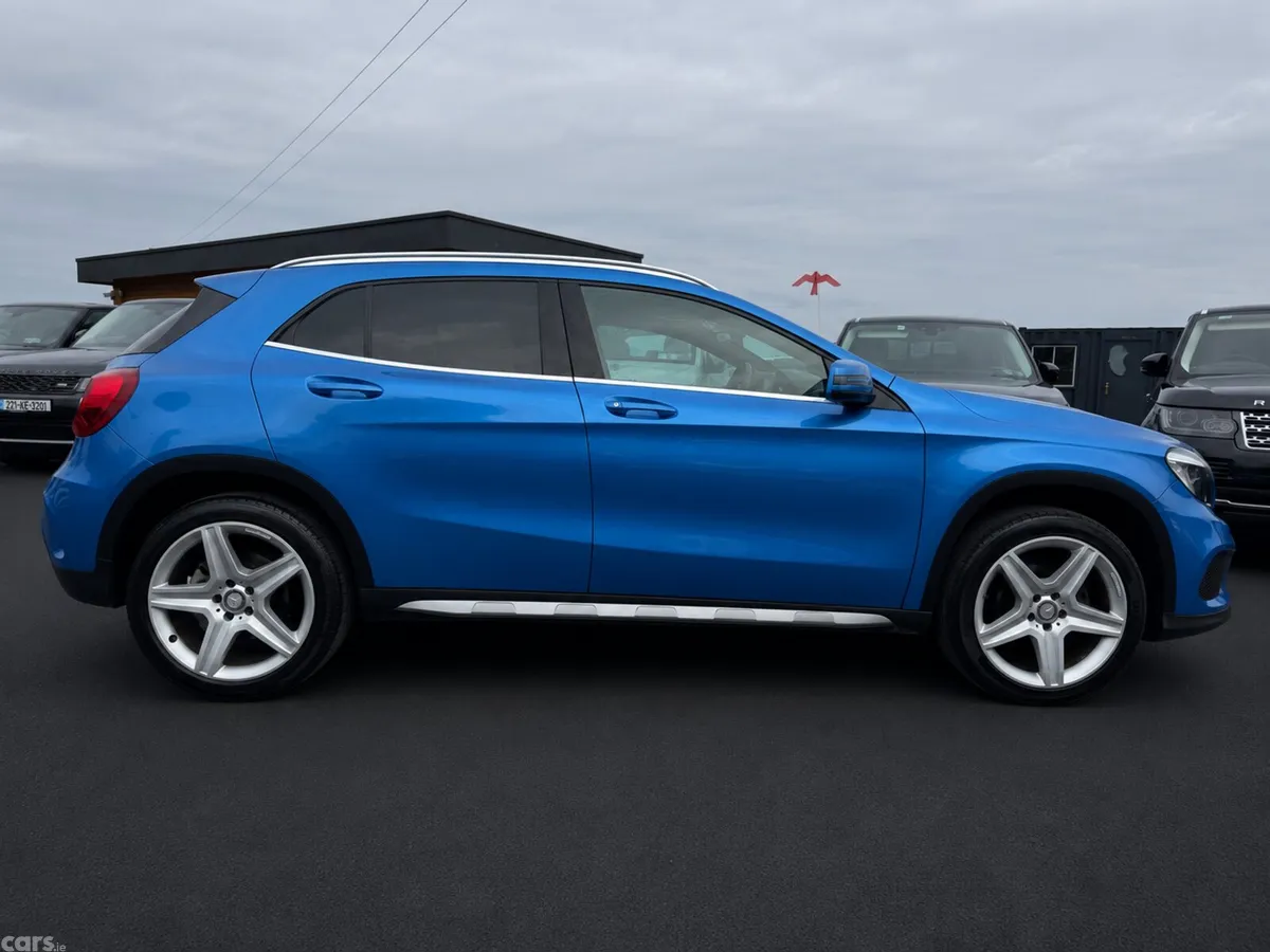 Mercedes-Benz GLA SUV, Diesel, 2017, Blue
