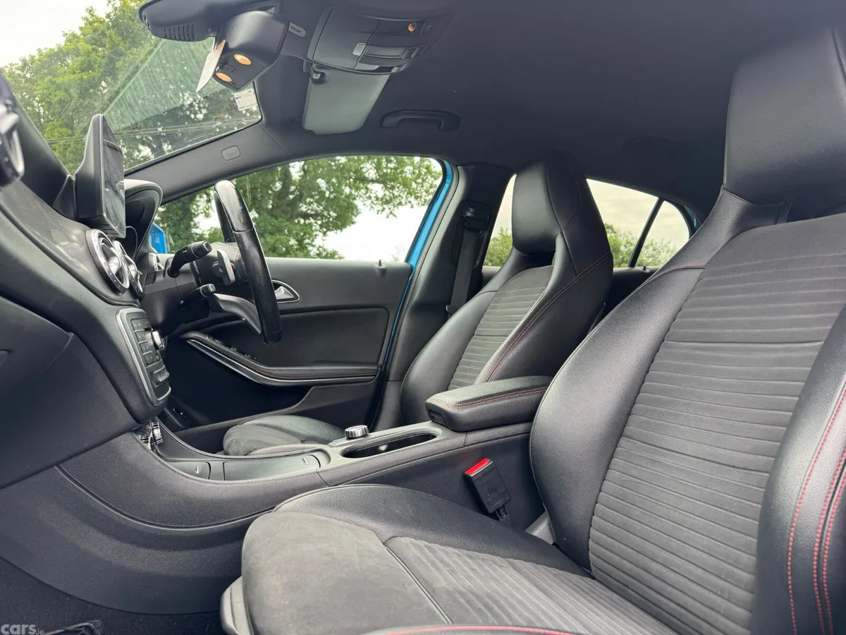 Mercedes-Benz GLA SUV, Diesel, 2017, Blue