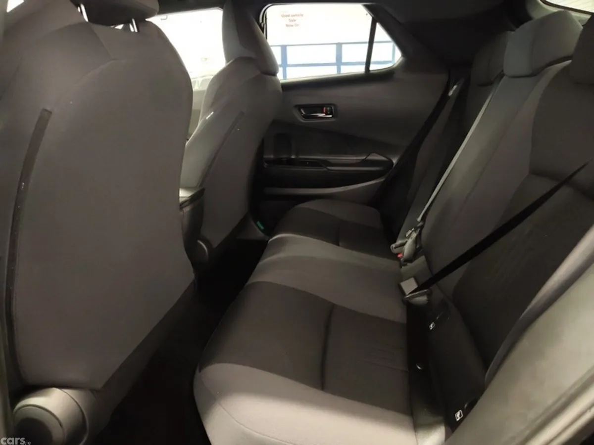 Toyota C-HR SUV, Petrol Hybrid, 2025, Black