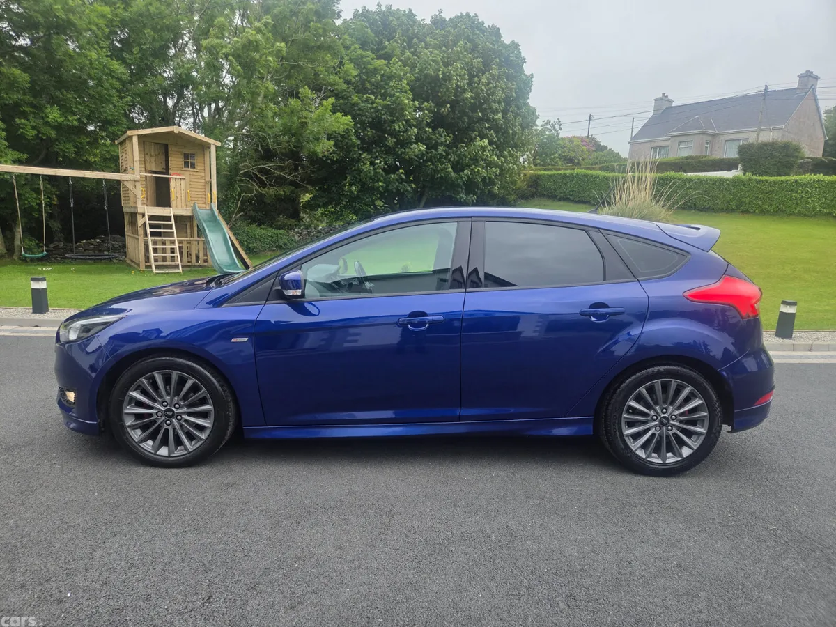 Ford Focus Hatchback, Diesel, 2018, Blue