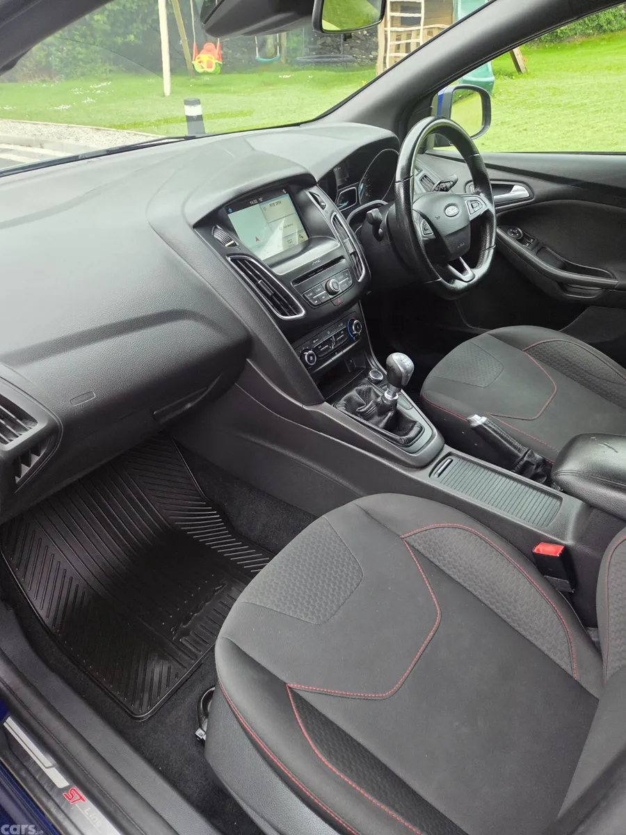 Ford Focus Hatchback, Diesel, 2018, Blue