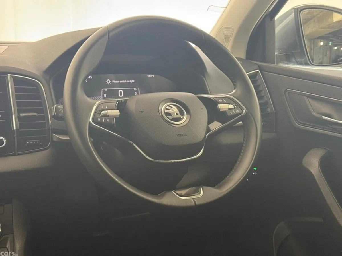 Skoda Karoq SUV, Petrol, 2023, Grey