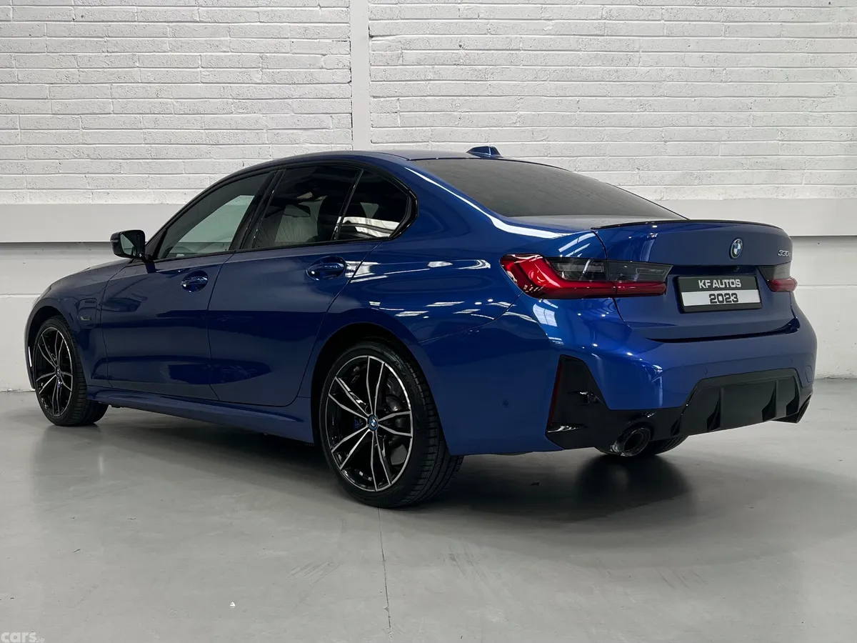 BMW 3-Series Saloon, Petrol Plug-in Hybrid, 2023, Blue
