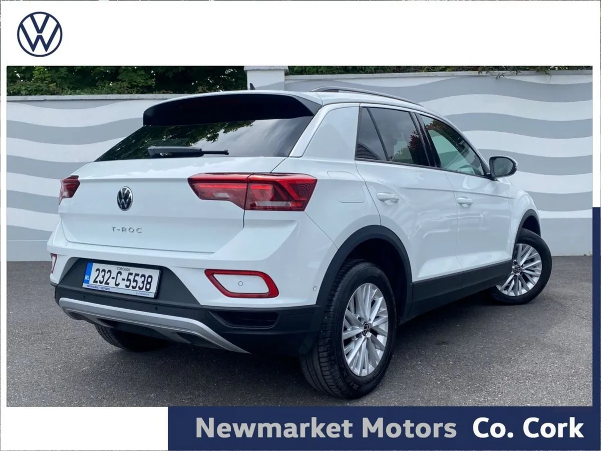 Volkswagen T-Roc SUV, Petrol, 2023, White