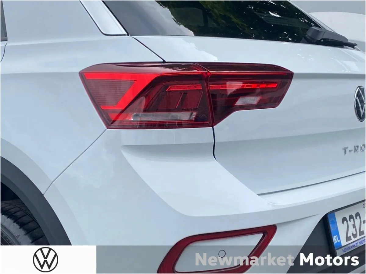 Volkswagen T-Roc SUV, Petrol, 2023, White