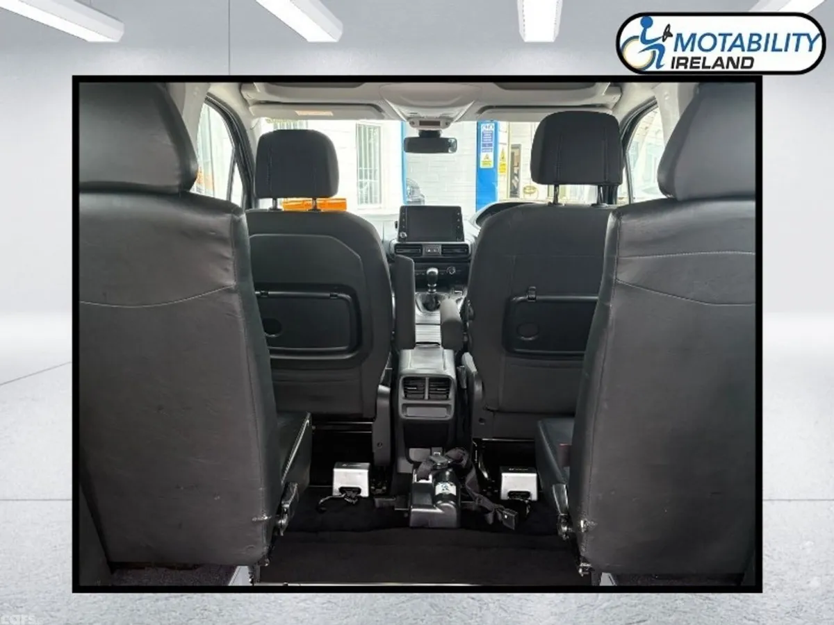 Peugeot Rifter MPV, Diesel, 2024, Black