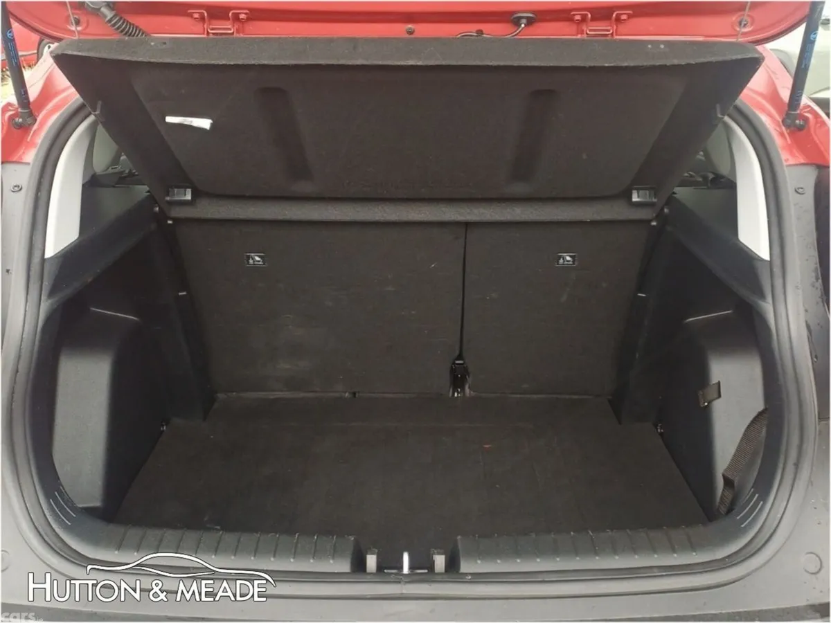 Hyundai Bayon Hatchback, Petrol, 2022, Red