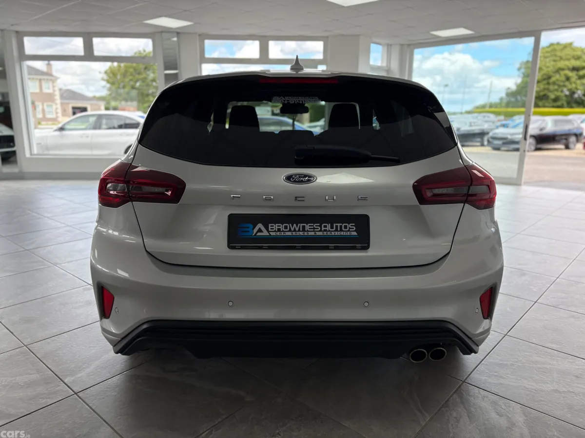 Ford Focus Hatchback, Petrol, 2024, Silver