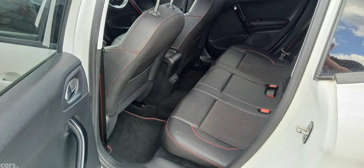 Peugeot 2008 SUV, Petrol, 2017, White