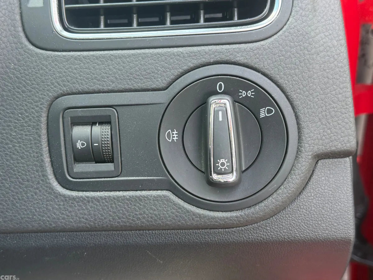 2015 Volkswagen Polo 1.2 TSI Petrol,Auto, 19K KM, Dublin