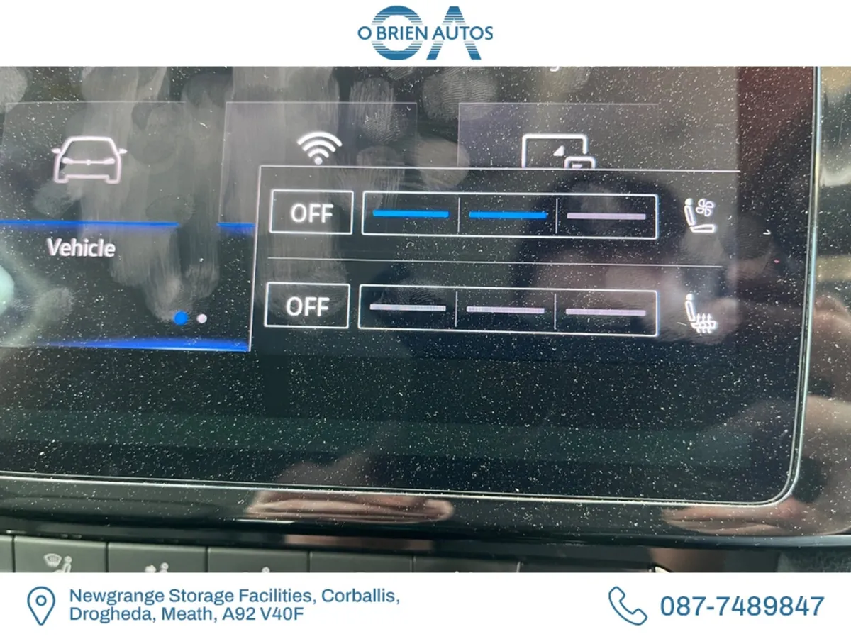 Volkswagen Passat Saloon, Diesel, 2019, Silver