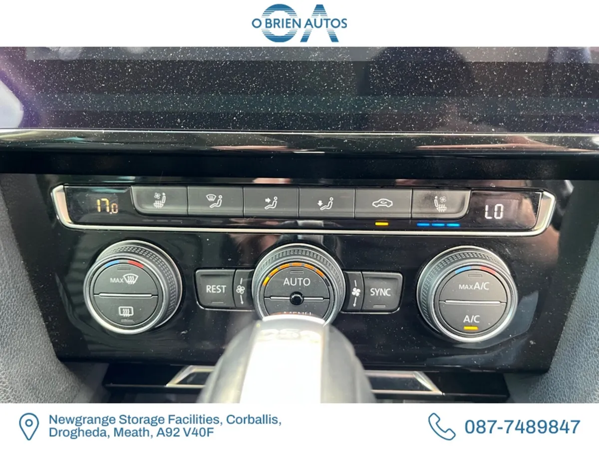 Volkswagen Passat Saloon, Diesel, 2019, Silver