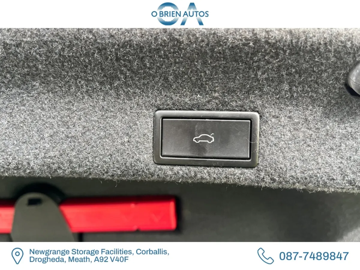 Volkswagen Passat Saloon, Diesel, 2019, Silver