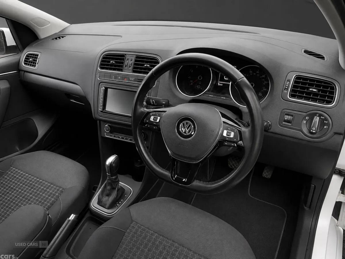 Volkswagen Polo , Petrol, 2015, White