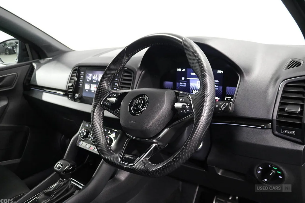 Skoda Karoq SUV, Petrol, 2023, Grey