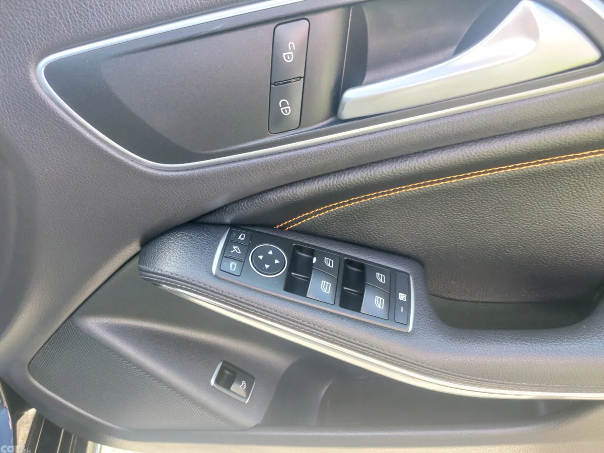 Mercedes-Benz CLA Saloon, Petrol, 2016, Black