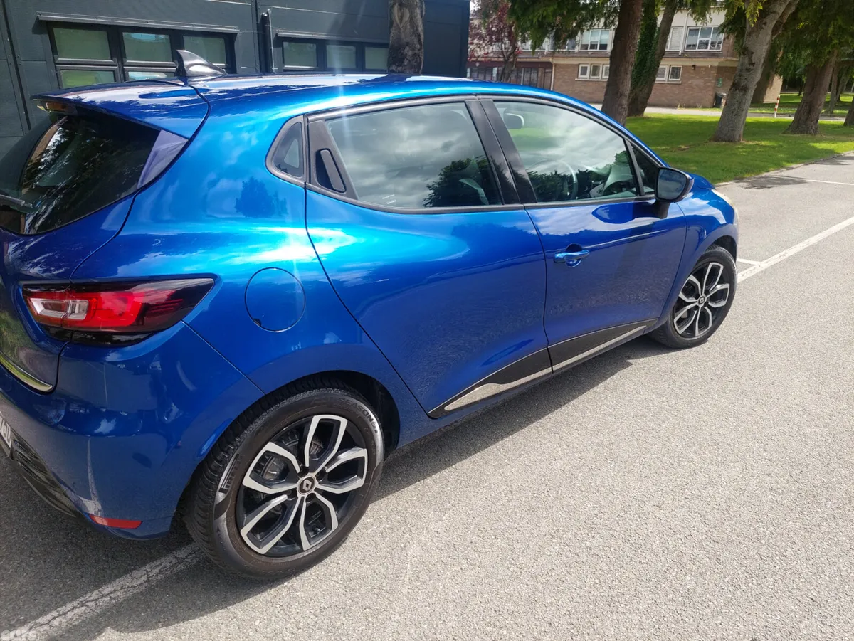 Renault Clio Hatchback, Petrol, 2017, Blue