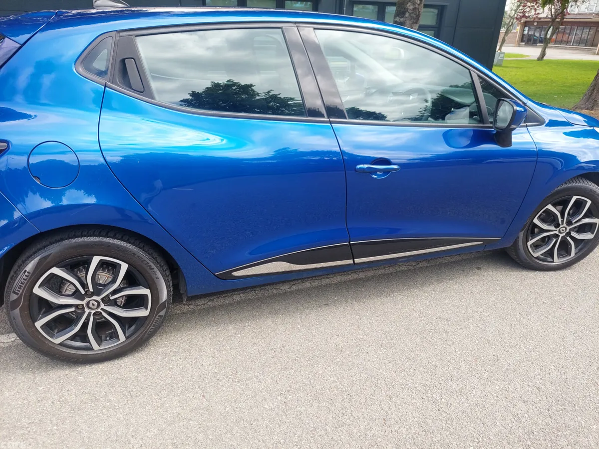 Renault Clio Hatchback, Petrol, 2017, Blue