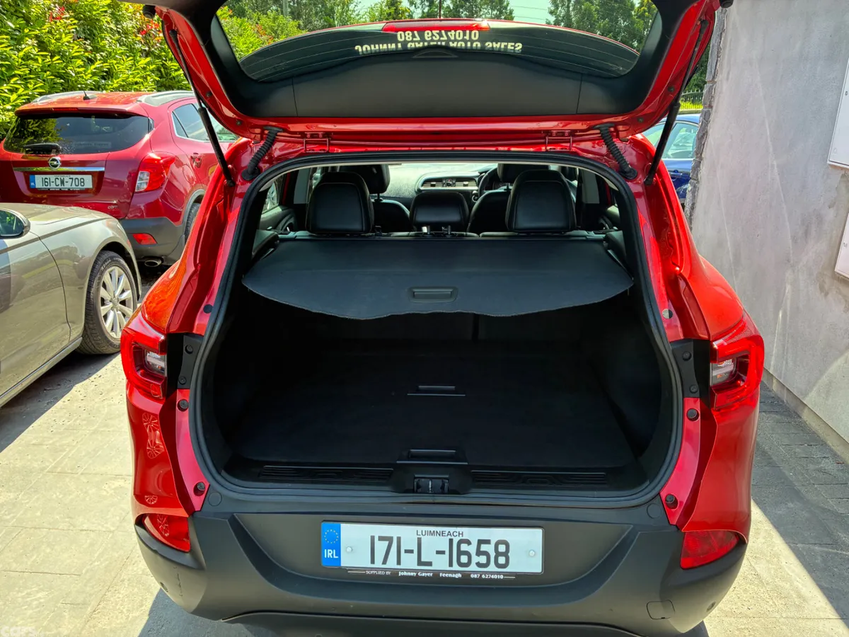 Renault Kadjar SUV, Diesel, 2017, Red