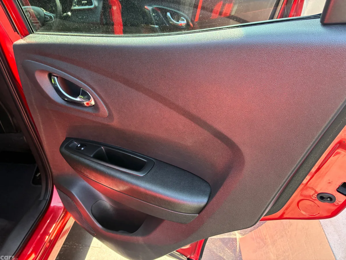 Renault Kadjar SUV, Diesel, 2017, Red