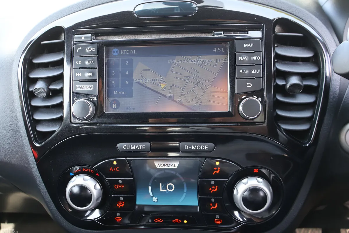 Nissan Juke SUV, Diesel, 2018, Grey