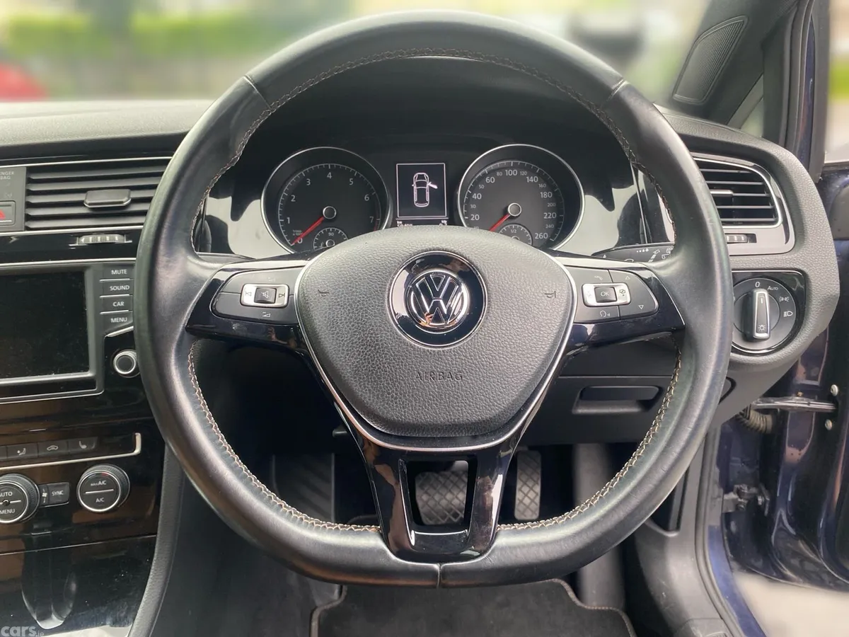 Volkswagen Golf Hatchback, Petrol, 2016, Blue