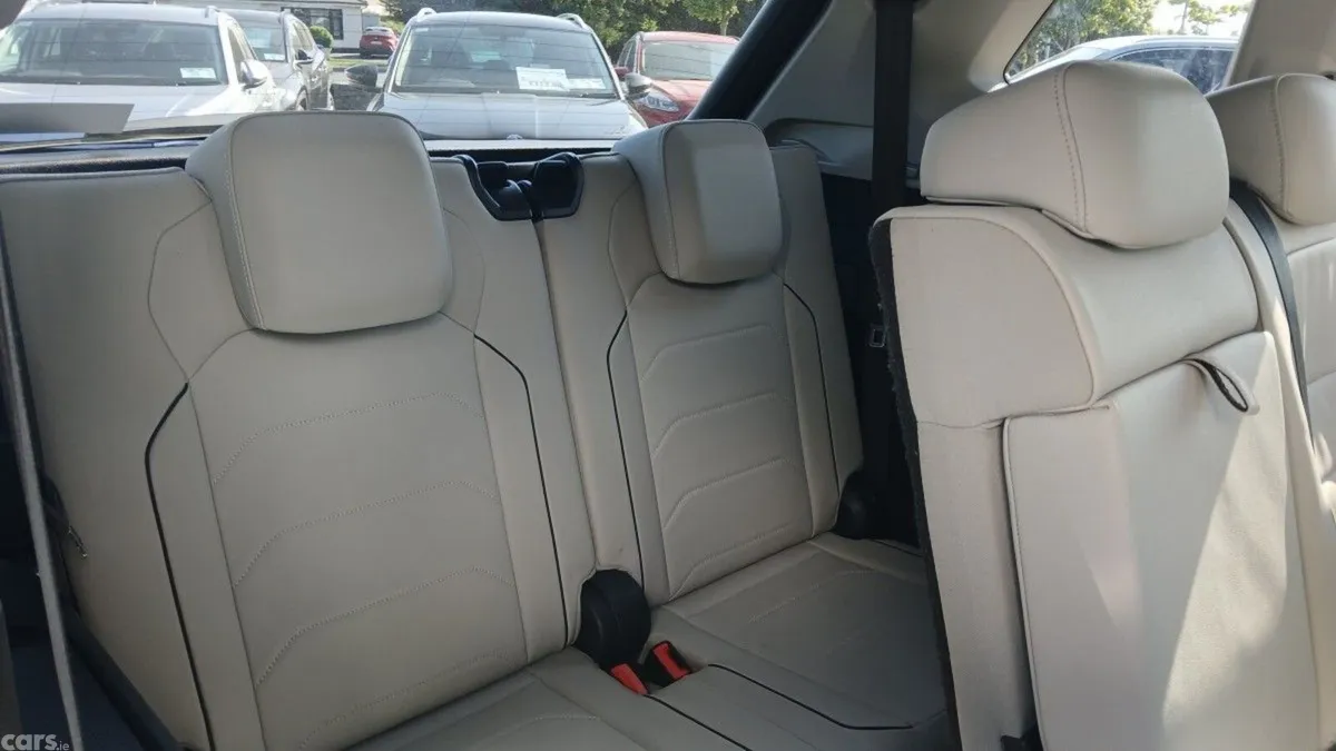 Volkswagen Tiguan Allspace SUV, Diesel, 2020, Blue