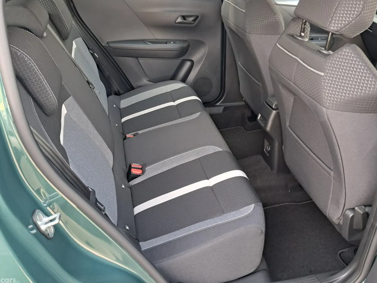 Opel Frontera SUV, Petrol Hybrid, 2027, Green