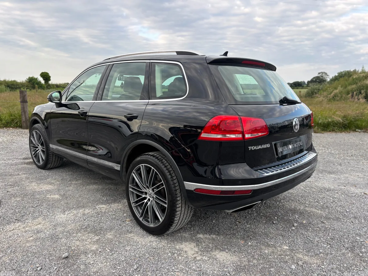 Volkswagen Touareg SUV, Diesel, 2014, Black