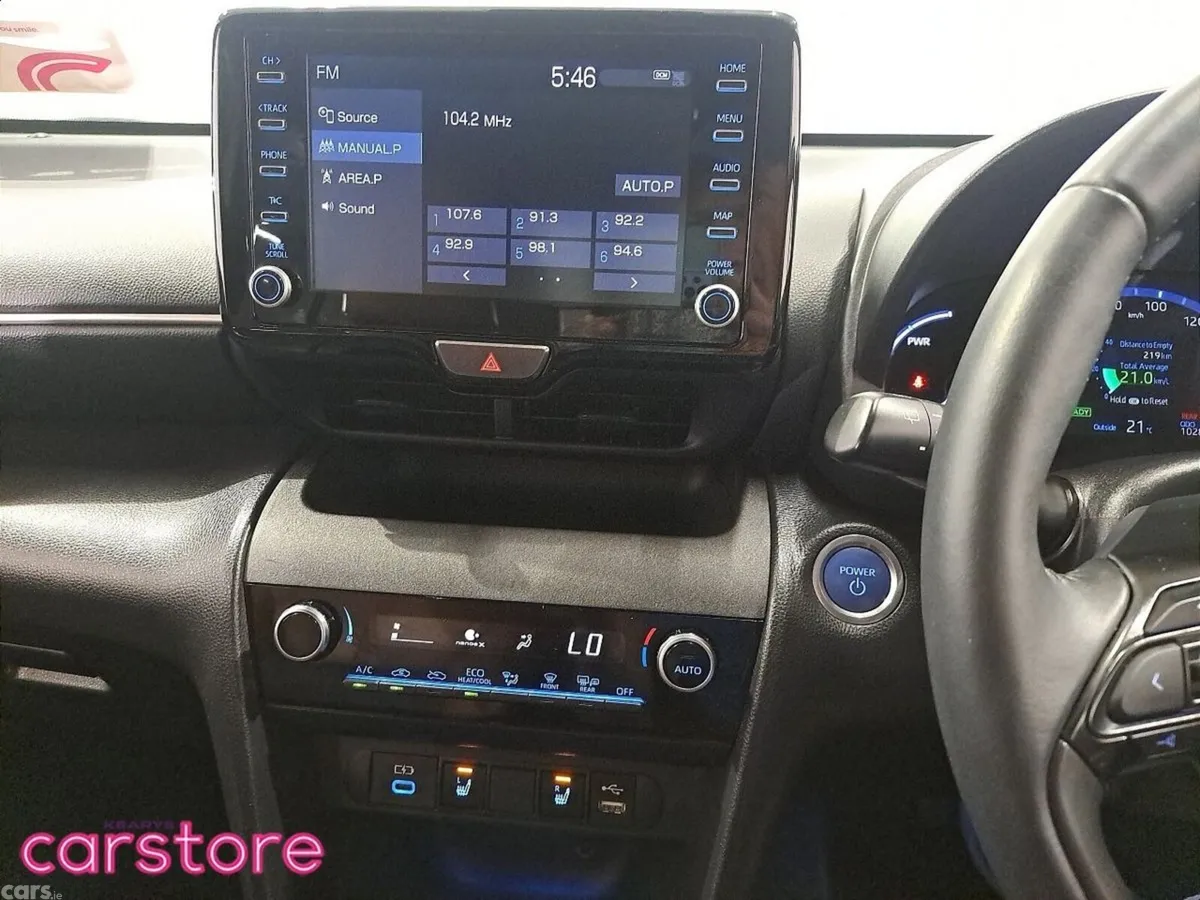 Toyota Yaris Cross SUV, Petrol Hybrid, 2023, White