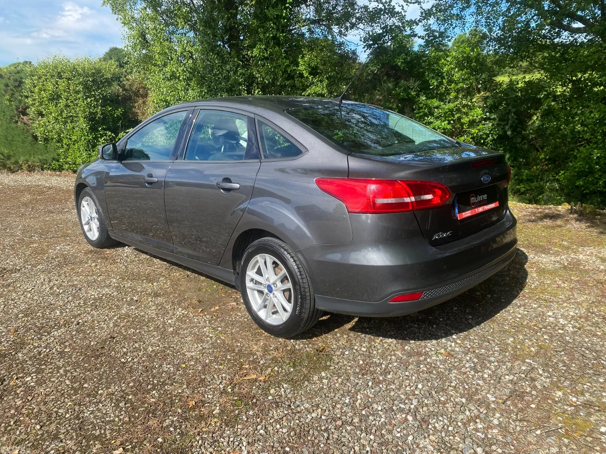 Ford Focus Saloon, Diesel, 2017, Grey