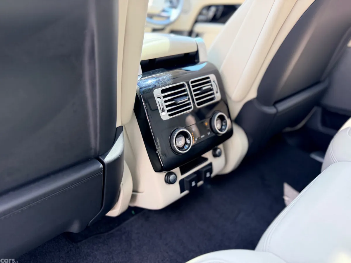 Land Rover Range Rover SUV, Diesel, 2021, Blue
