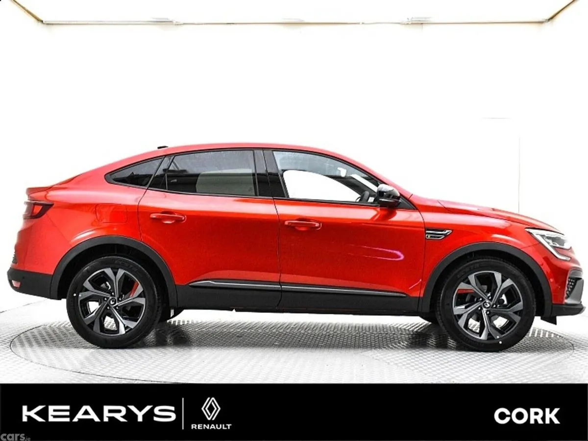 Renault Arkana SUV, Petrol, 2021, Red