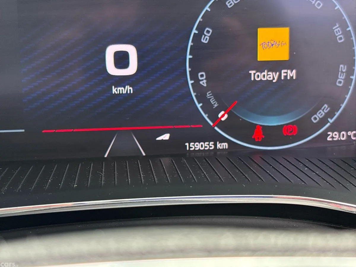 Skoda Octavia Saloon, Diesel, 2021, Grey