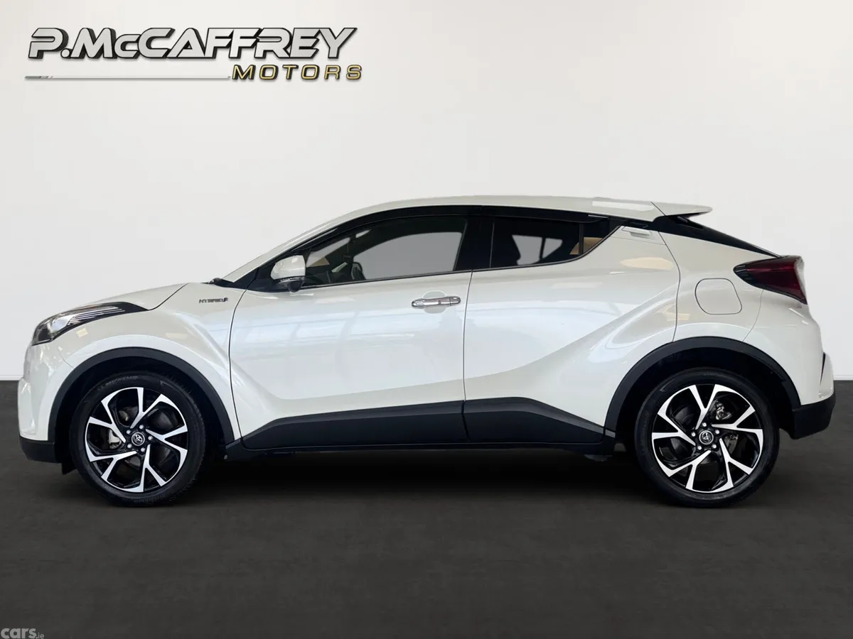 Toyota C-HR Hatchback, Petrol Hybrid, 2019, White
