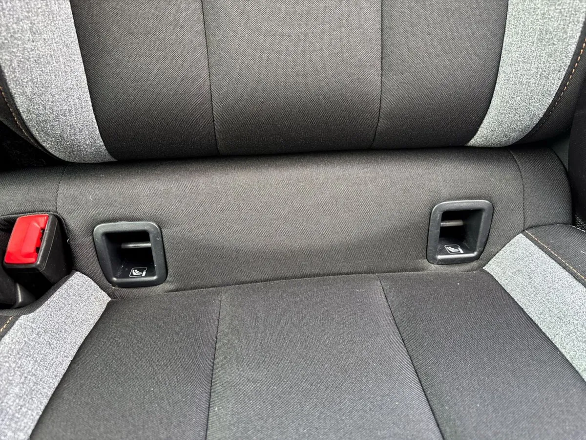 Skoda Kamiq Hatchback, Petrol, 2024, Silver