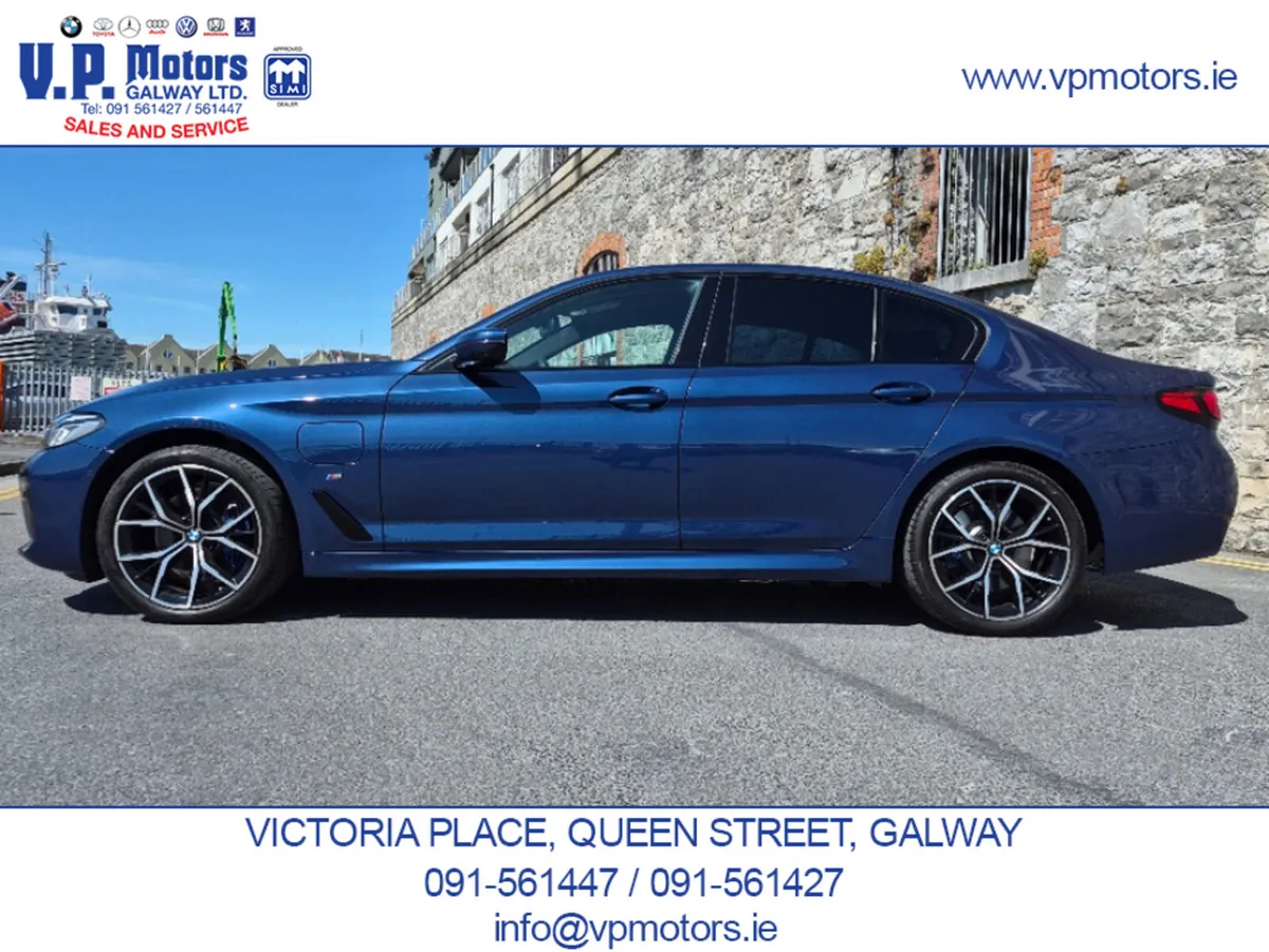 BMW 5-Series Saloon, Petrol Plug-in Hybrid, 2020, Blue