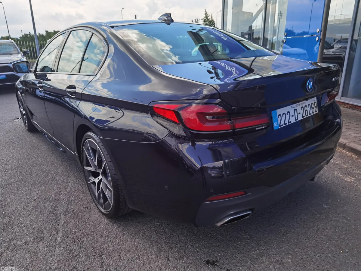 BMW 5-Series Saloon, Petrol Plug-in Hybrid, 2022, Black