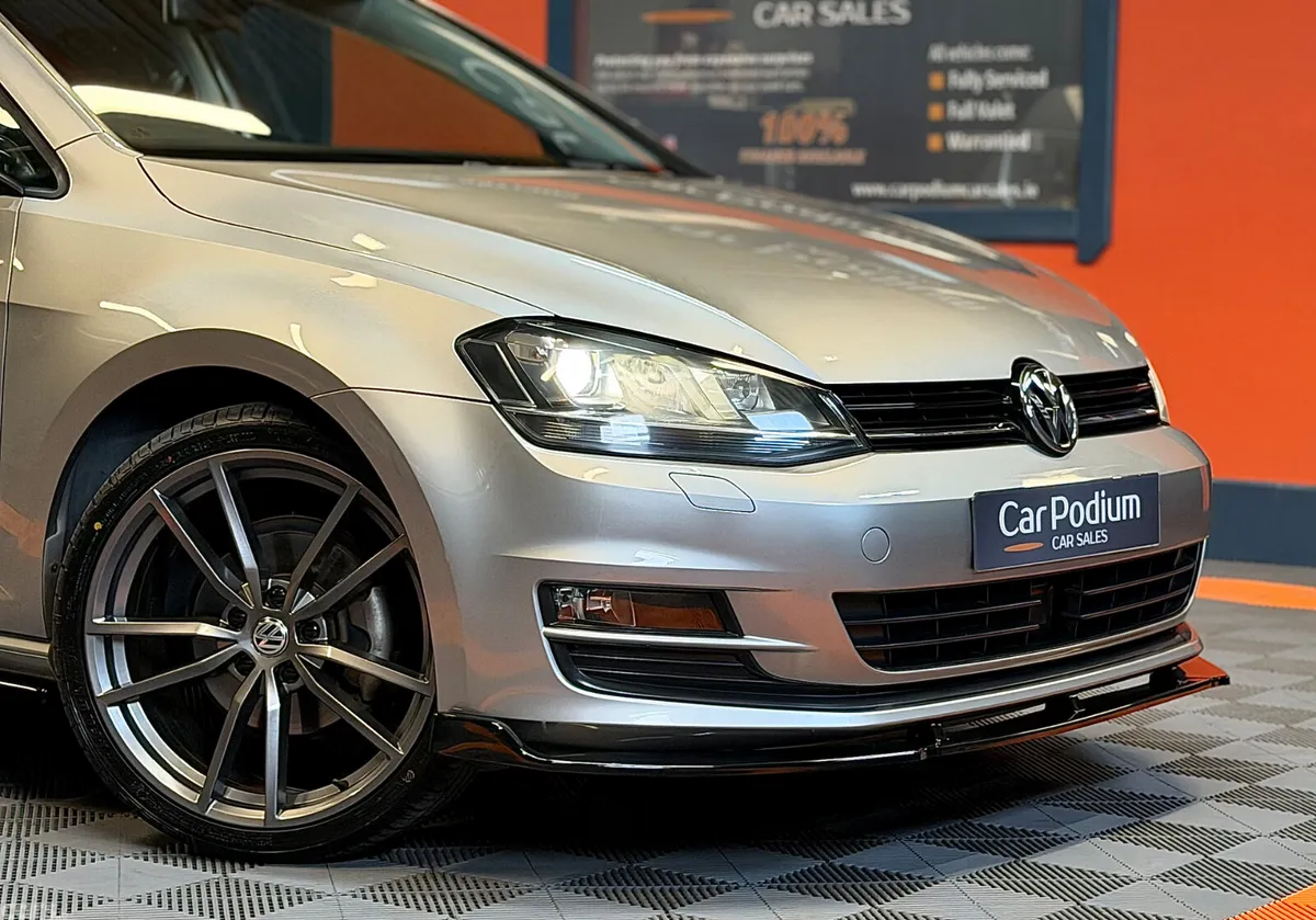 Volkswagen Golf Hatchback, Petrol, 2015, Grey