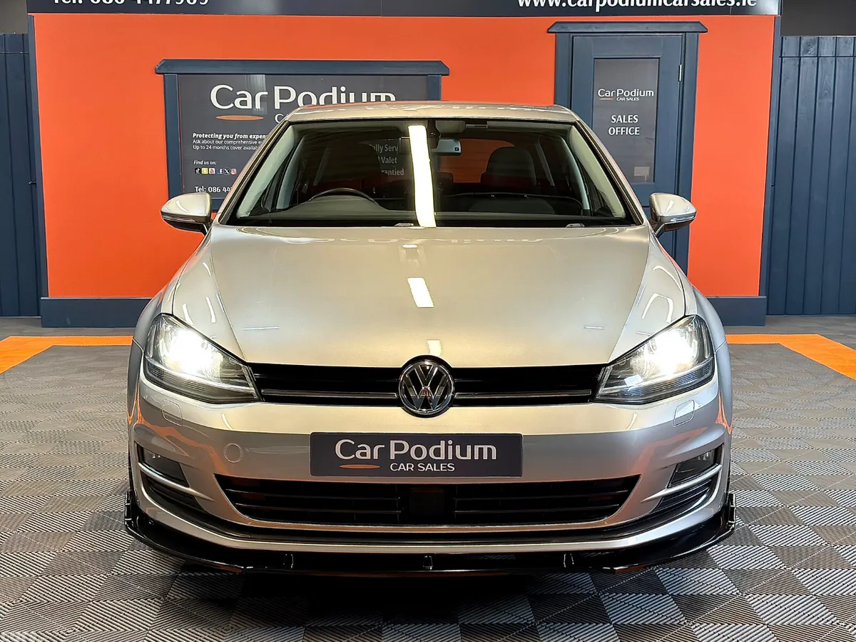 Volkswagen Golf Hatchback, Petrol, 2015, Grey