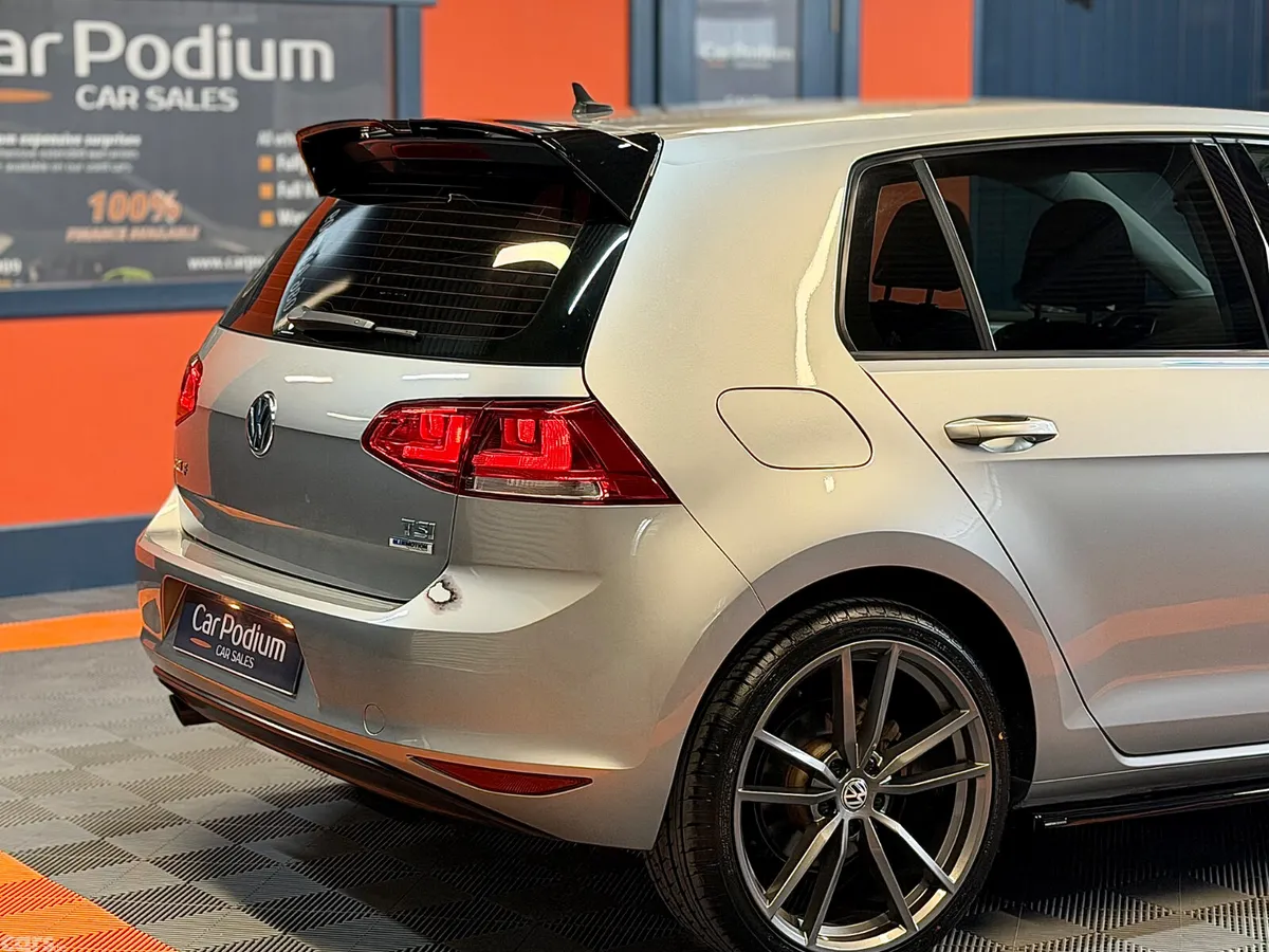 Volkswagen Golf Hatchback, Petrol, 2015, Grey