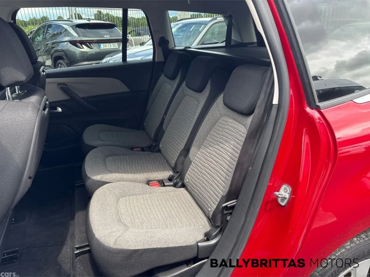 Citroen C4 Hatchback, Diesel, 2020, Red