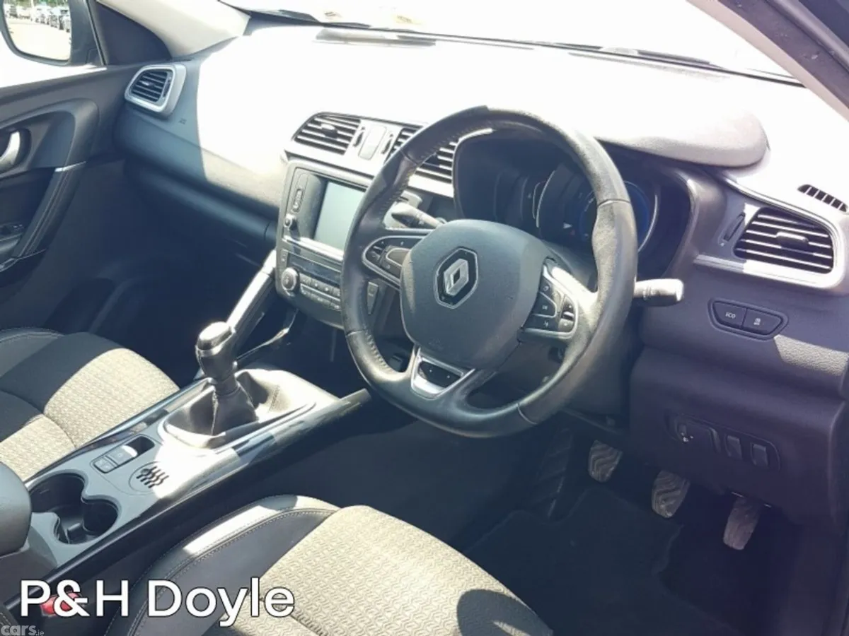 Renault Kadjar SUV, Diesel, 2017, Grey