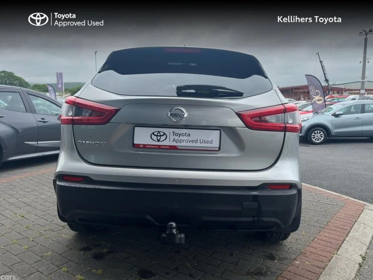 Nissan Qashqai MPV, Petrol, 2019, Grey