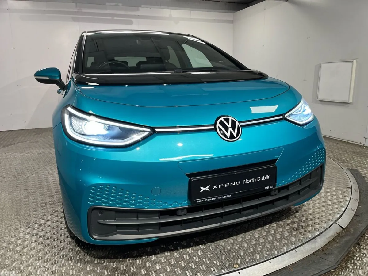 Volkswagen ID.3 Hatchback, Electric, 2023, Blue