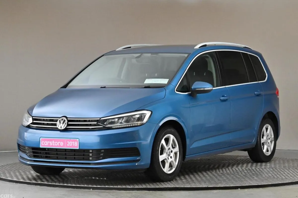 Volkswagen Touran MPV, Petrol, 2018, Blue