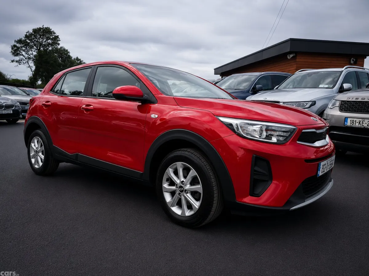 Kia Stonic Estate/Jeep, Petrol, 2019, Red