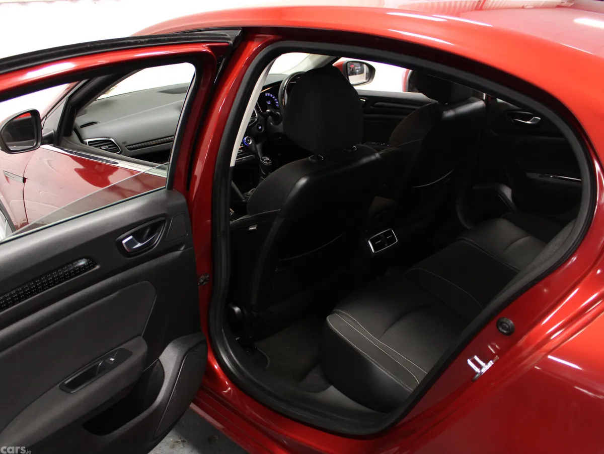 Renault Megane Saloon, Petrol, 2019, Red